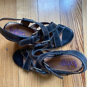 Indigo by Clarks Black Chunky Heel Sandals